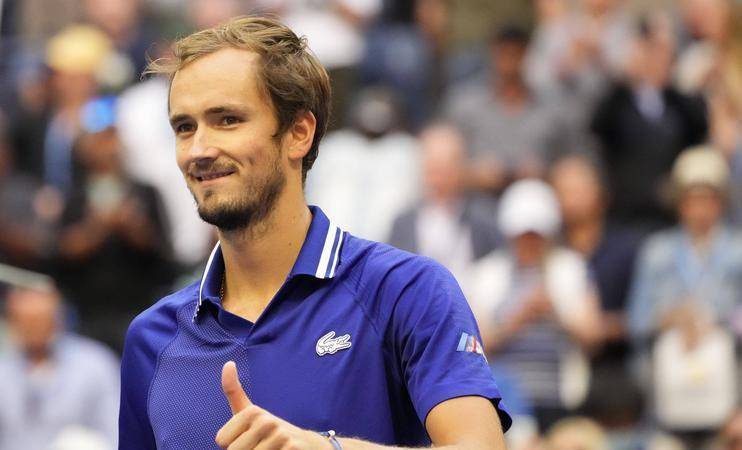 蒙特卡洛大师赛险胜年终总决赛,梅德韦杰夫状态火热的简单介绍 蒙特卡洛大师赛险胜年终总决赛,梅德韦杰夫状态火热的简单介绍