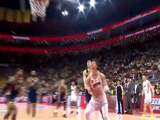 山东队碾压北京队，王哲林高光表现