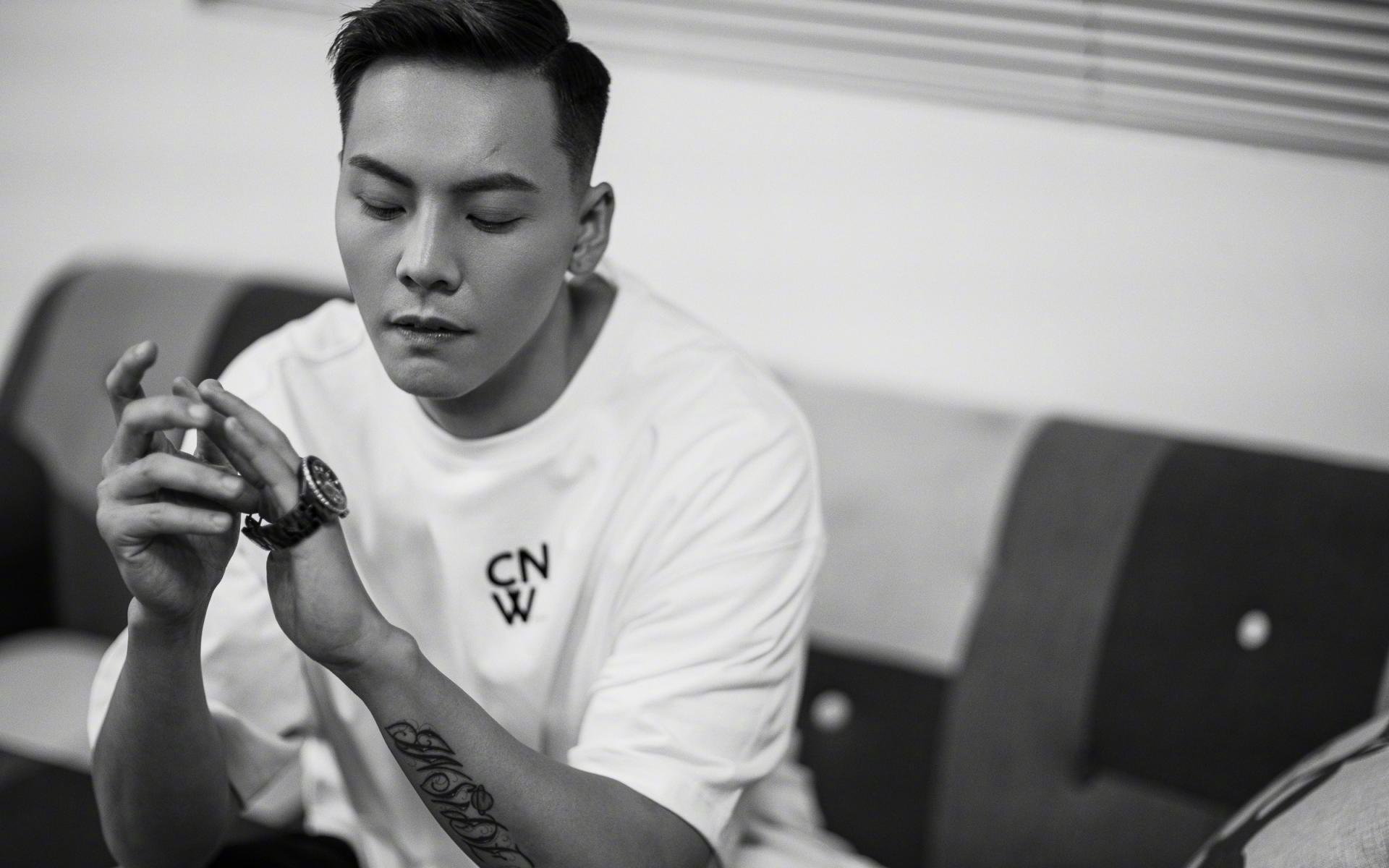 星条旗与十字架的博弈，当福登的魔术脚踝，在西雅图的风中改写世界杯剧本